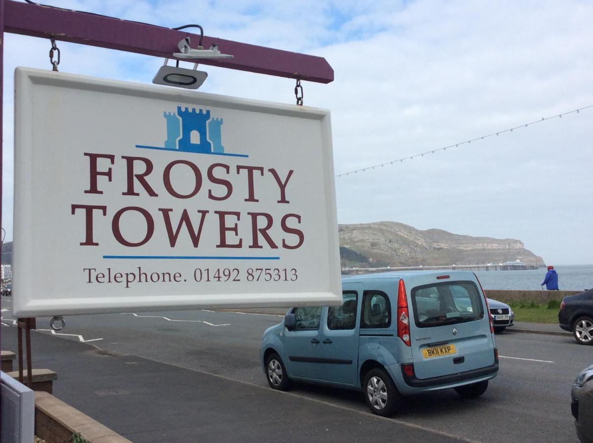 Bed and Breakfast Frosty Towers à Llandudno Extérieur photo