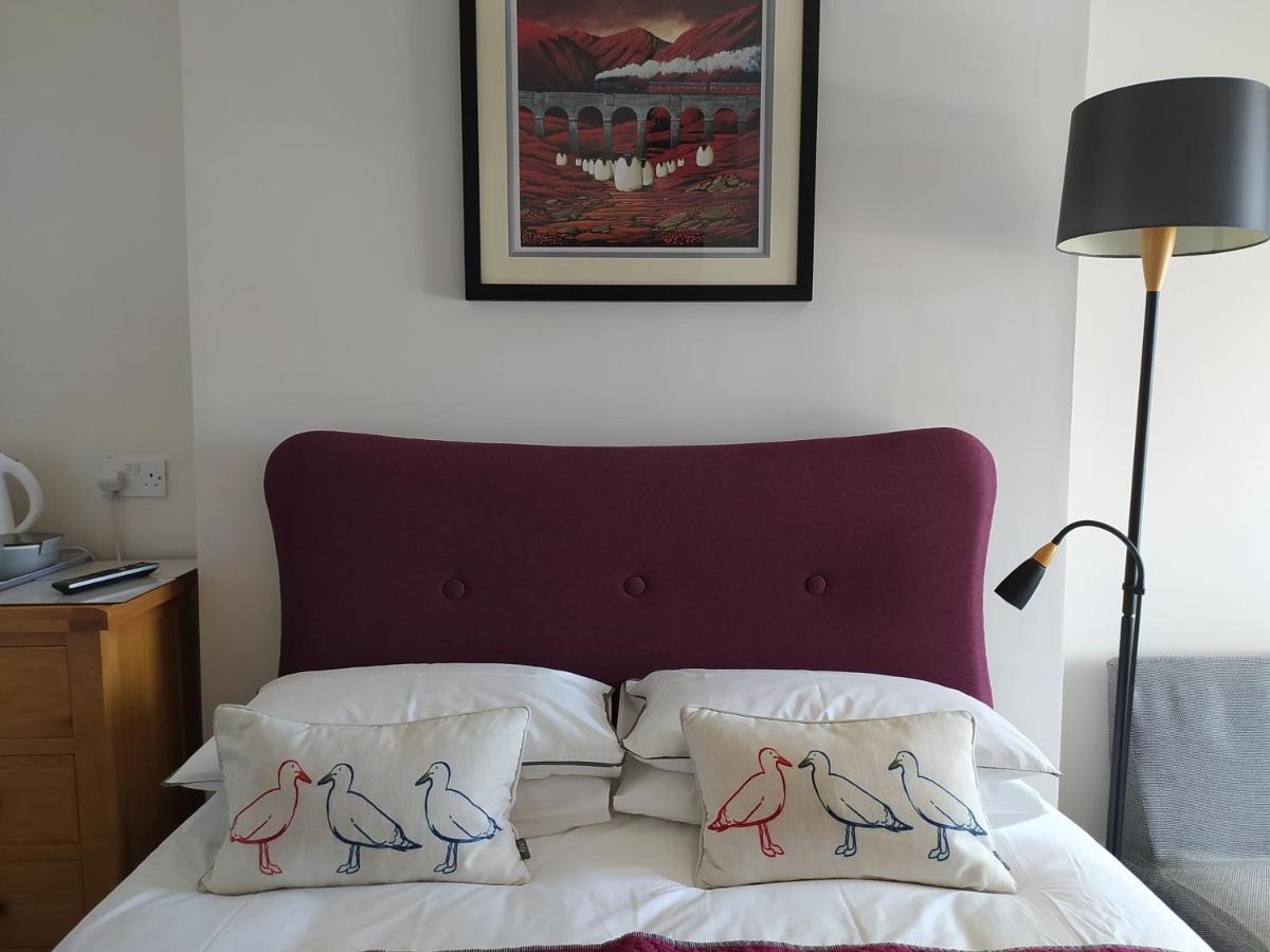 Bed and Breakfast Frosty Towers à Llandudno Extérieur photo